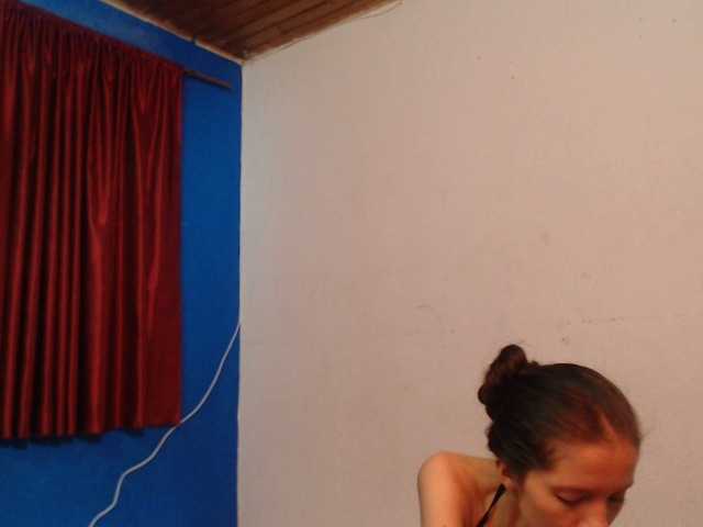 Live sex webcam photo for crazyhot69 #276280436