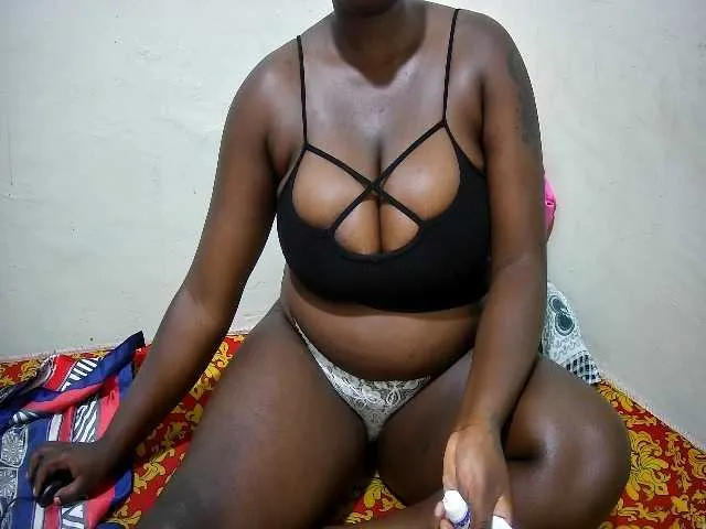 Live sex webcam photo for creamy-squirter #291499306