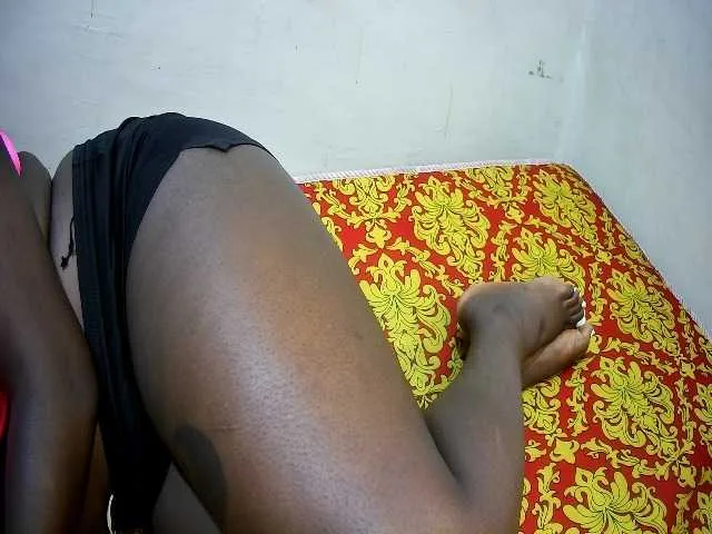 Live sex webcam photo for creamy-squirter #291620768