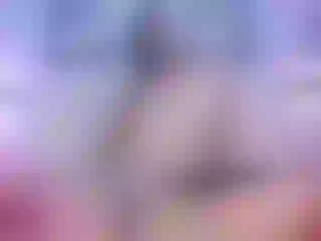 Live sex webcam photo for cris-petite #272742497