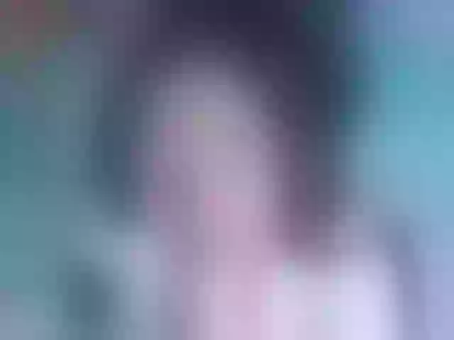 Live sex webcam photo for cristal-horny19 #290163269