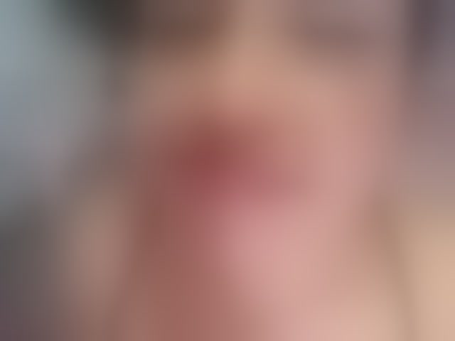 Live sex webcam photo for cristal-horny19 #294297376