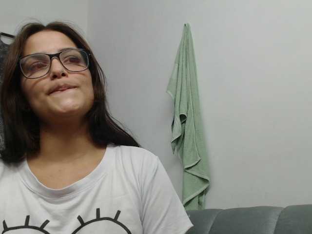 Live sex webcam photo for cristal-hot07 #276909675