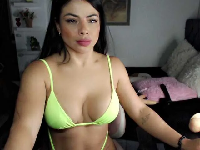 Live sex webcam photo for cristalb1 #273673745