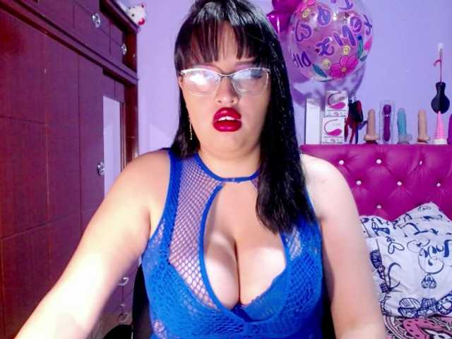 Live sex webcam photo for cristaln07 #272819646