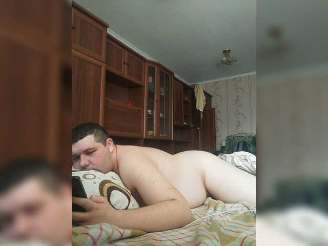 Live sex webcam photo for cristian09032 #277201062