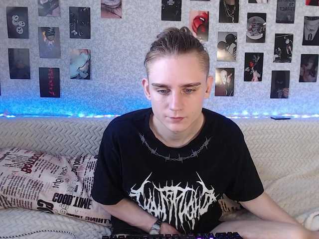 Live sex webcam photo for crybaby282 #276870862