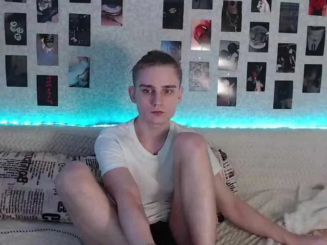 Live sex webcam photo for crybaby282 #276906412