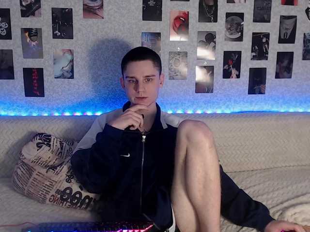 Live sex webcam photo for crybaby282 #277066004