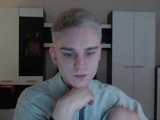 Live sex webcam photo for crybaby282 #290478489