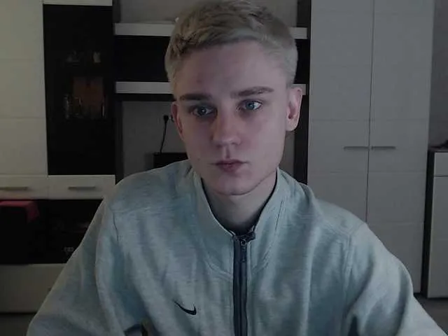 Live sex webcam photo for crybaby282 #290566098