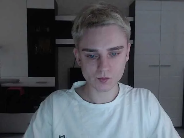 Live sex webcam photo for crybaby282 #290619726