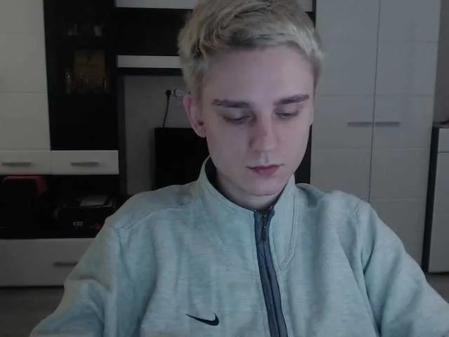 Live sex webcam photo for crybaby282 #290707846