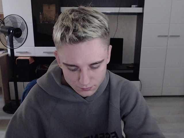 Live sex webcam photo for crybaby282 #291699165