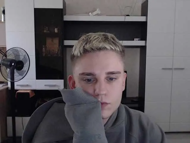 Live sex webcam photo for crybaby282 #291705761