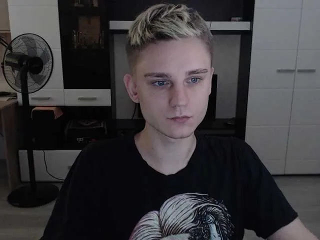 Live sex webcam photo for crybaby282 #291757270