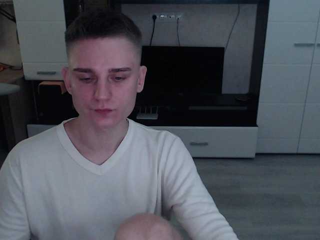 Live sex webcam photo for crybaby282 #291972088