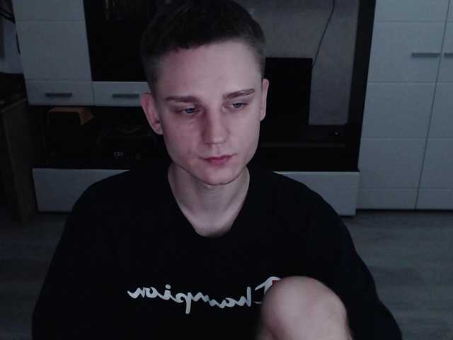 Live sex webcam photo for crybaby282 #292065738