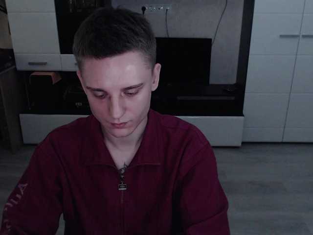 Live sex webcam photo for crybaby282 #292079731