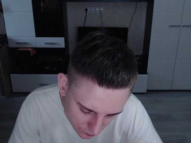 Live sex webcam photo for crybaby282 #292153630