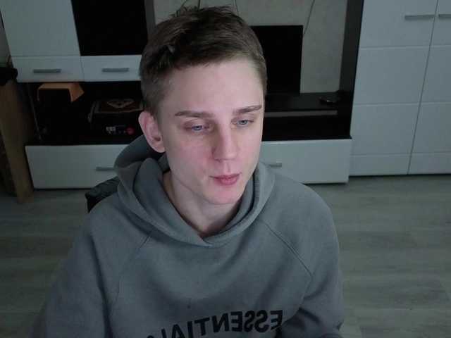 Live sex webcam photo for crybaby282 #292414104