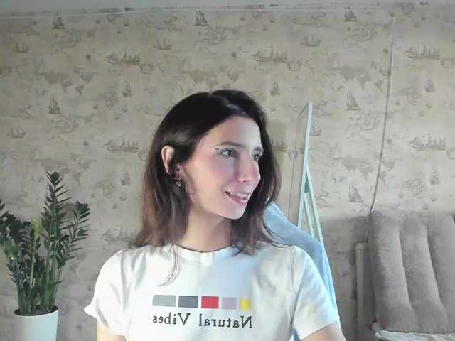 Live sex webcam photo for crystal-maria #276299063