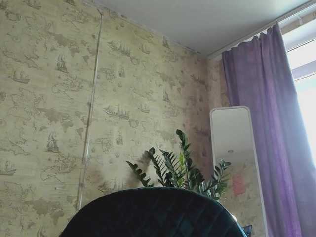 Live sex webcam photo for crystal-maria #276473180