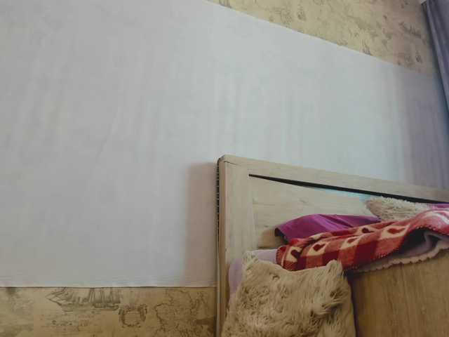 Live sex webcam photo for crystal-maria #277413365