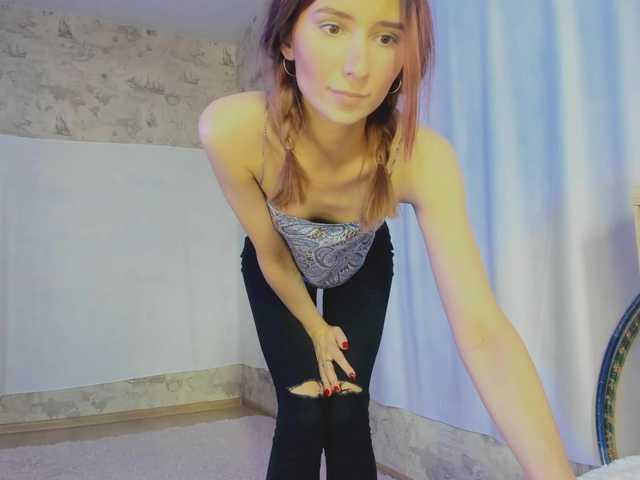 Live sex webcam photo for crystal-maria #277963894