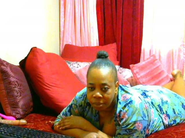 Live sex webcam photo for crystalbee #276043050