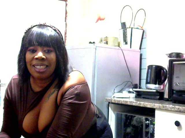 Live sex webcam photo for crystalbee #276178122