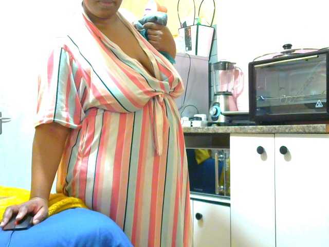 Live sex webcam photo for crystalbee #276383635