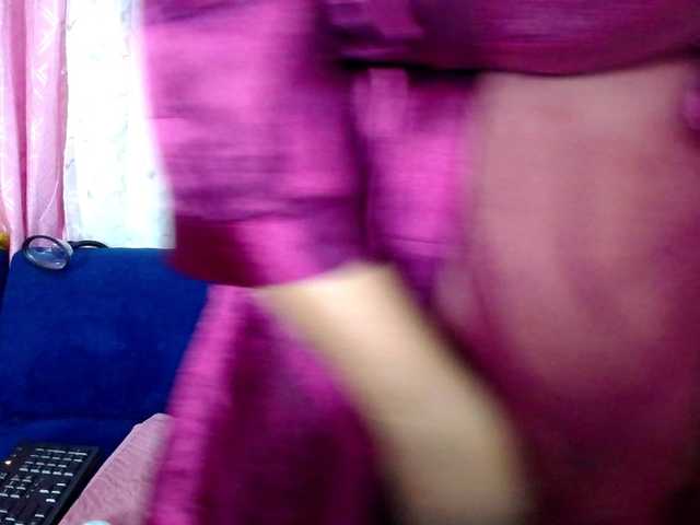 Live sex webcam photo for crystalbee #291460649