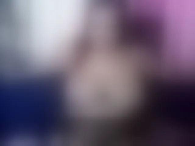 Live sex webcam photo for crystalbee #293443762