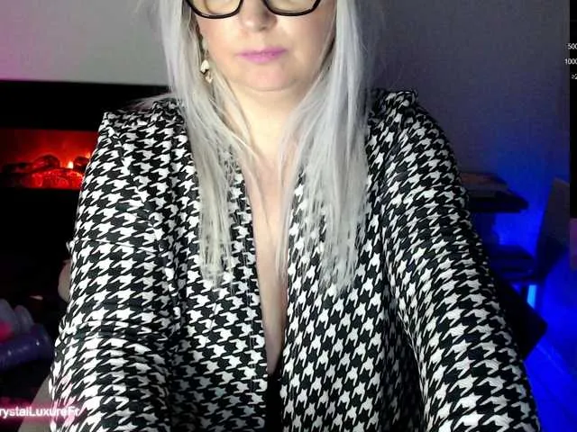Live sex webcam photo for crystalluxure #277478354