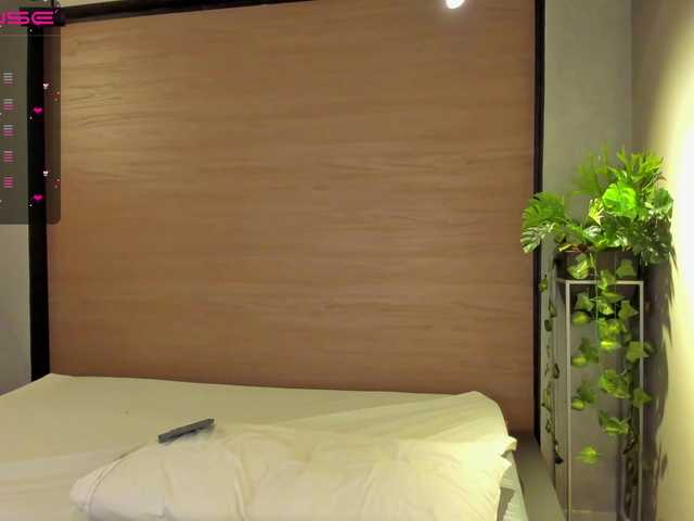 Live sex webcam photo for crystalmonroe #275936797