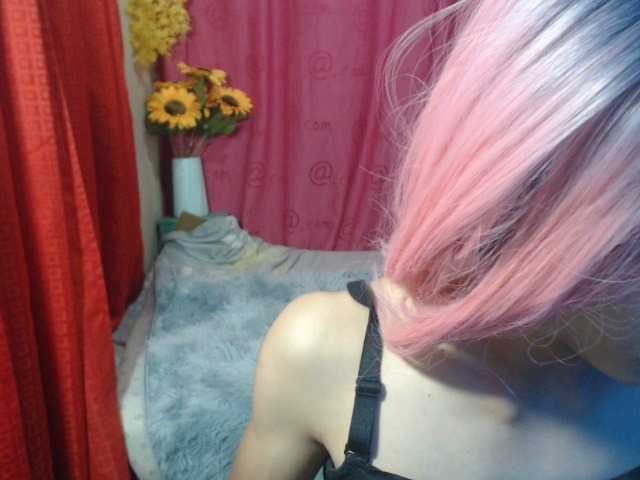 Live sex webcam photo for cumfactoryx #276333984