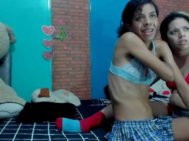 Live sex webcam photo for cumloves #292840938