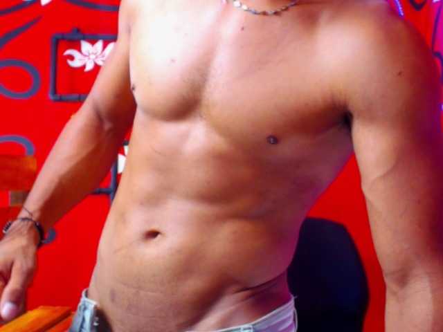 Live sex webcam photo for cuoplelatinse #273220334