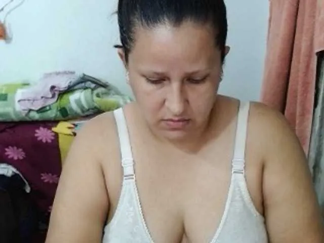 Live sex webcam photo for cupido69 #271808492