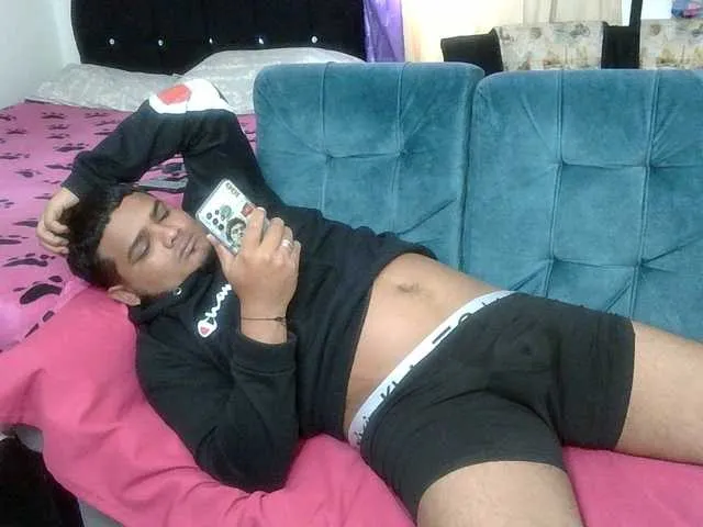 Live sex webcam photo for curiousnasty #293742199