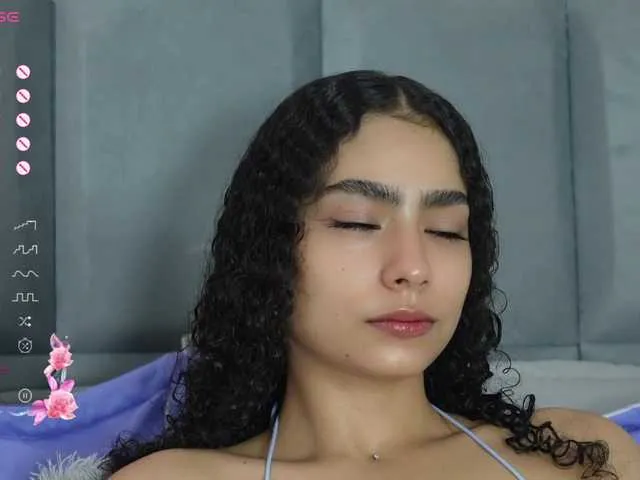 Live sex webcam photo for curlysexi #291148676
