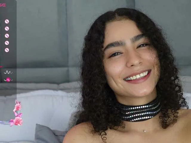 Live sex webcam photo for curlysexi #291183055
