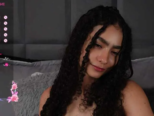 Live sex webcam photo for curlysexi #291222108