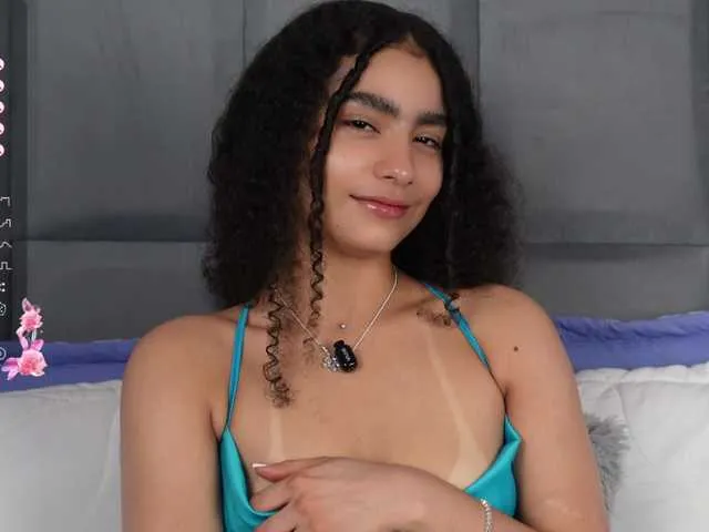 Live sex webcam photo for curlysexi #291529564