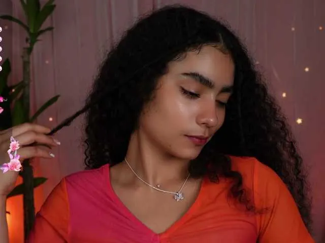 Live sex webcam photo for curlysexi #291567696