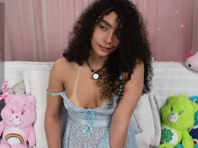 Live sex webcam photo for curlysexi #292100771