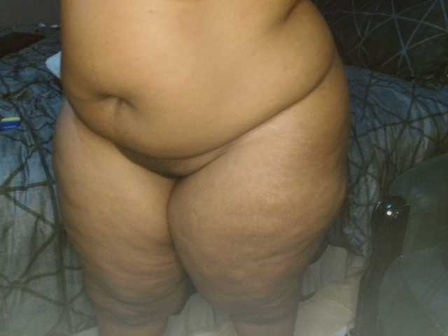 Live sex webcam photo for curvaceousbigass #277497370