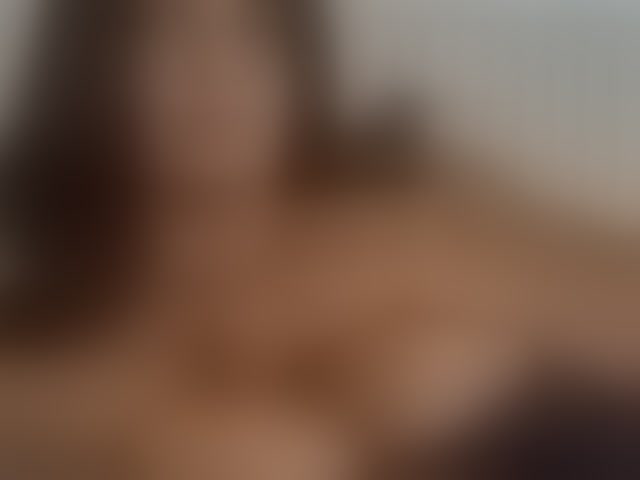 Live sex webcam photo for curvyana #294116592