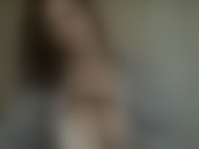Live sex webcam photo for curvyana #294297656